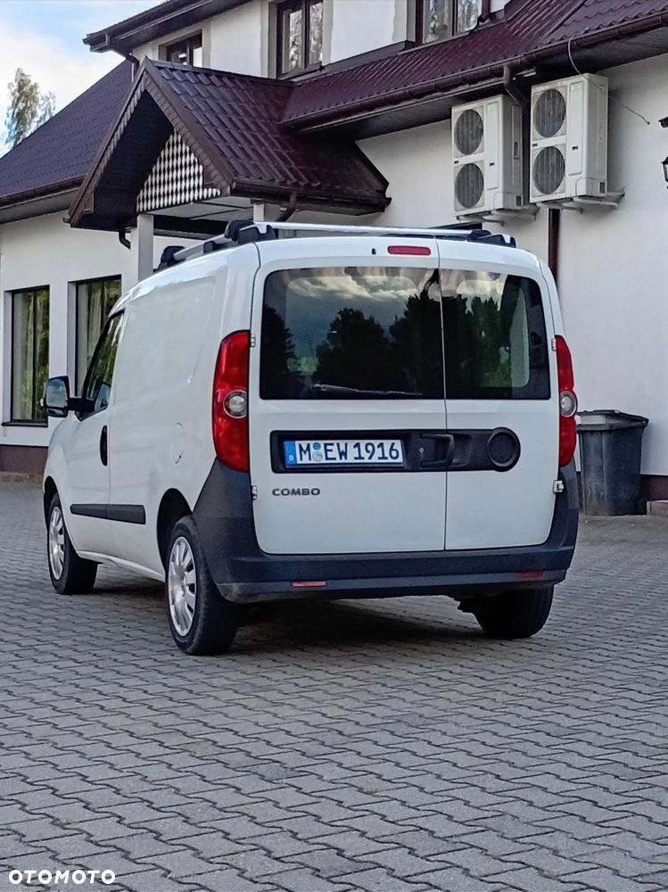 Opel Combo - 21