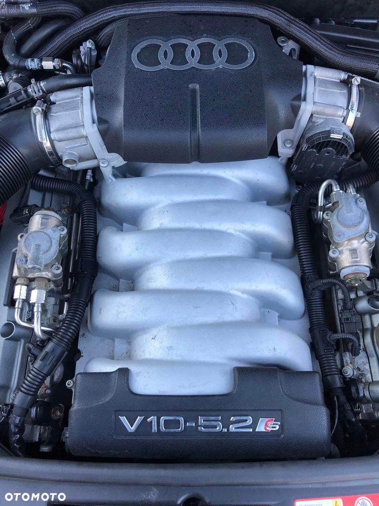 Audi S6 Avant Standard - 16