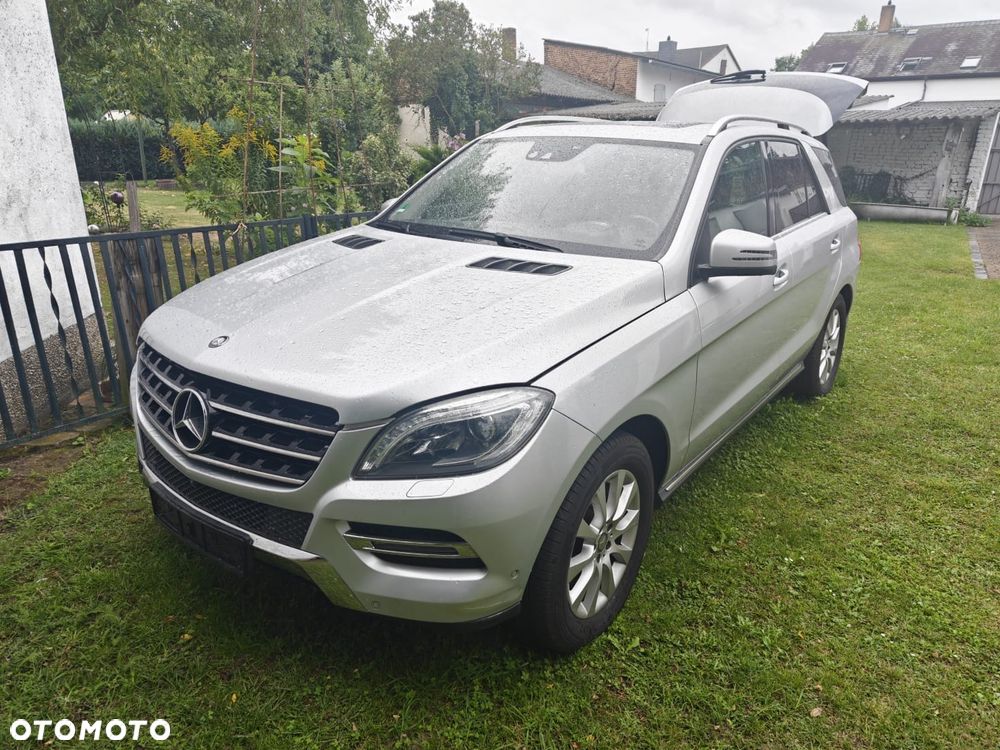 Mercedes-Benz ML - 1