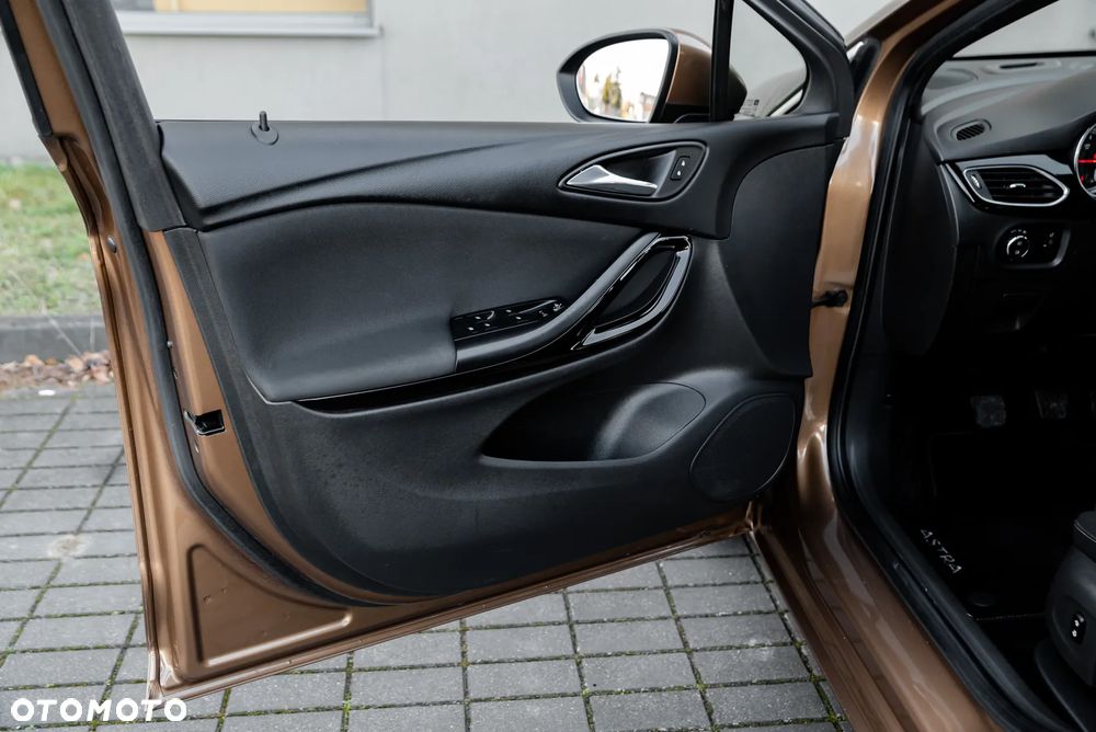 Opel Astra 1.4 Turbo Ultimate - 35