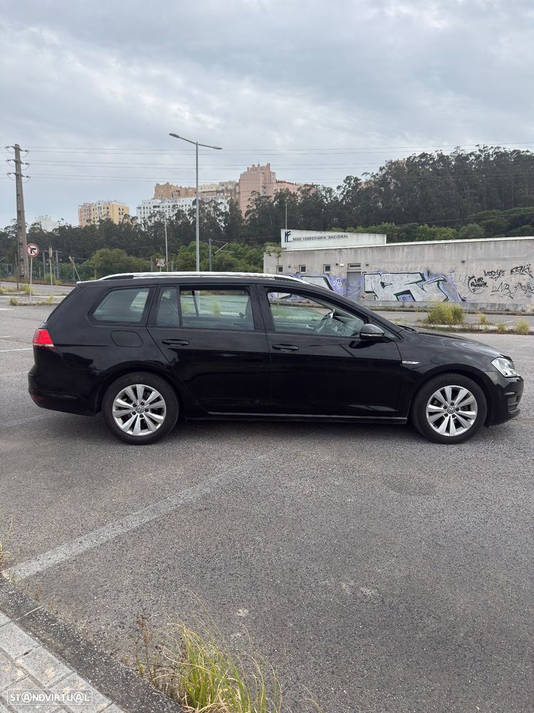 VW Golf Variant - 4