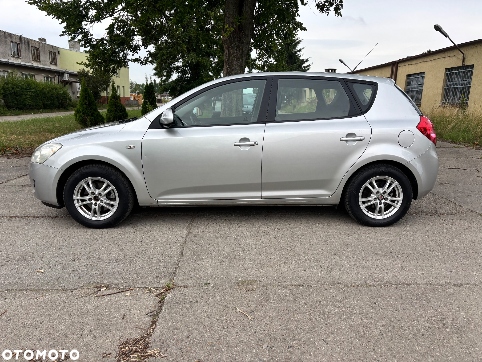 Kia Ceed 2.0 CVVT Spirit - 3