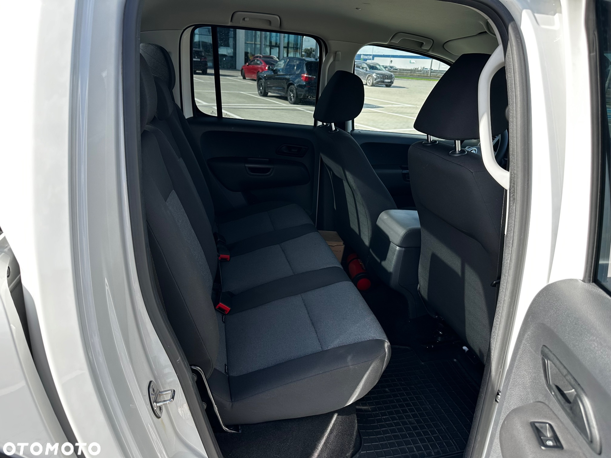 Volkswagen Amarok 3.0 V6 TDI 4Mot Trendline - 16