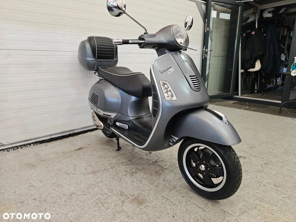 Piaggio Vespa - 3