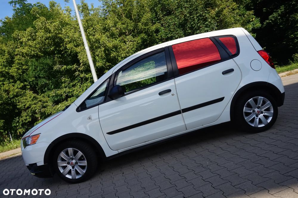 Mitsubishi Colt - 2