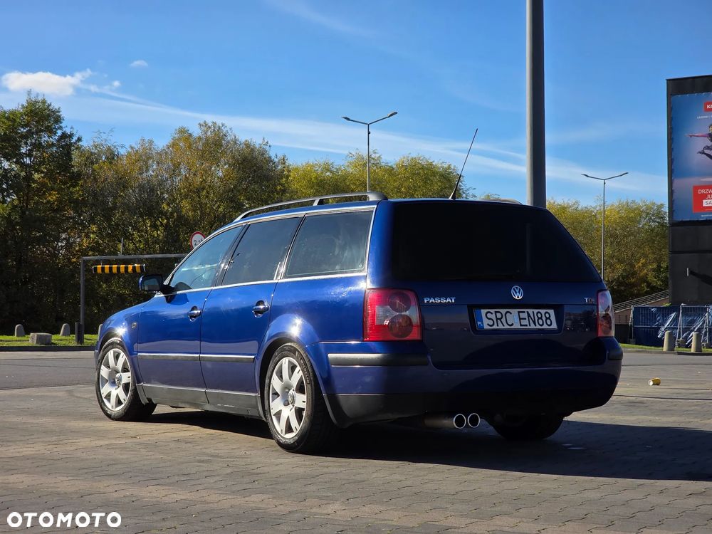 Volkswagen Passat 1.9 TDI Highline - 6