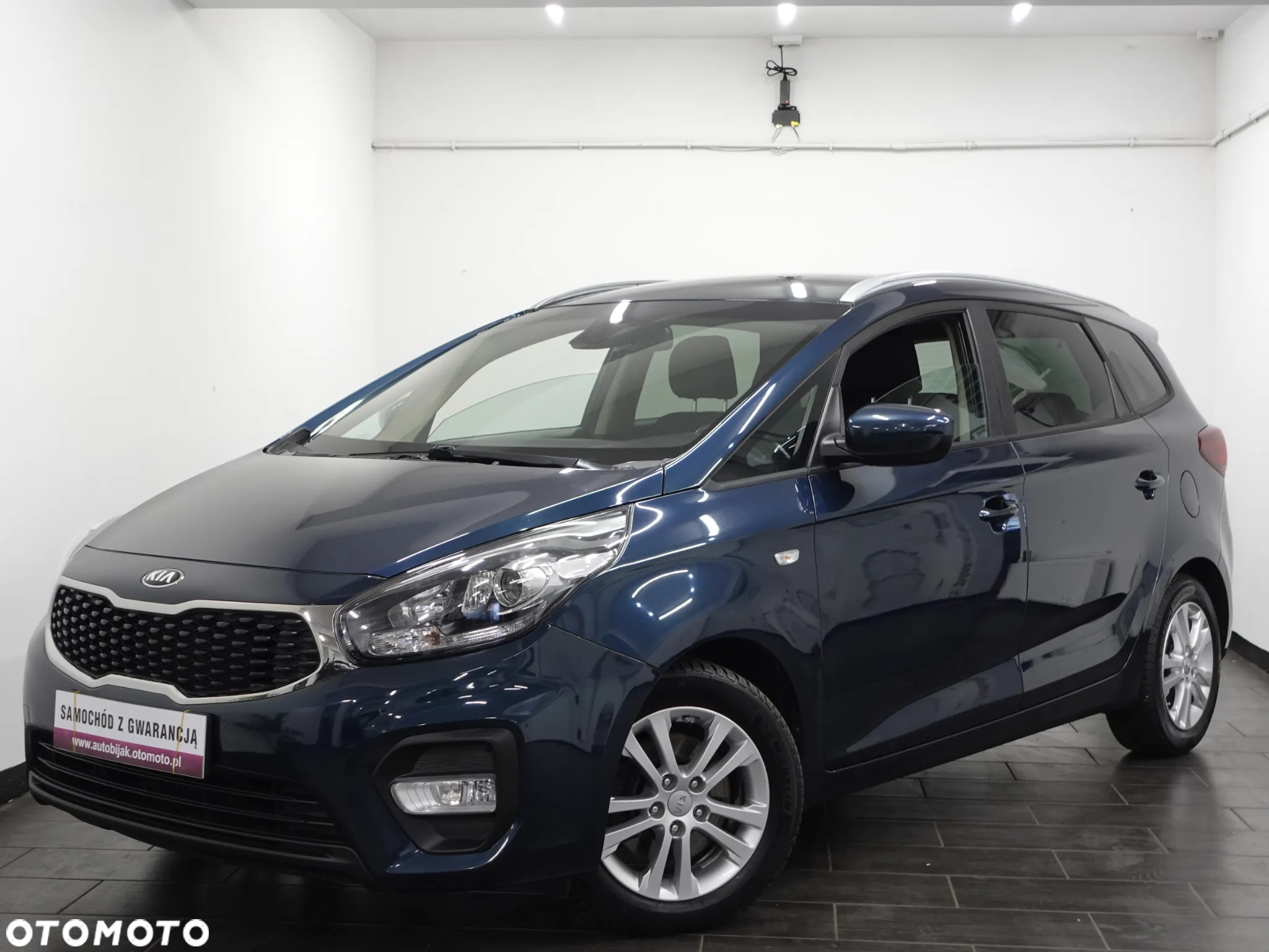 Kia Carens 1.7 CRDi 141 ISG Vision - 12