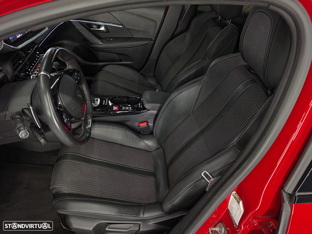 Peugeot 208 1.2 PureTech GT Line EAT8 - 9
