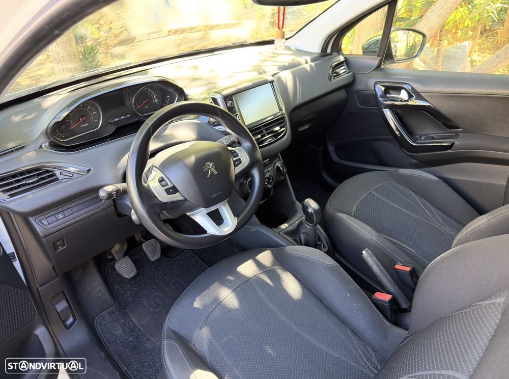 Peugeot 208 1.2 VTi Active - 5