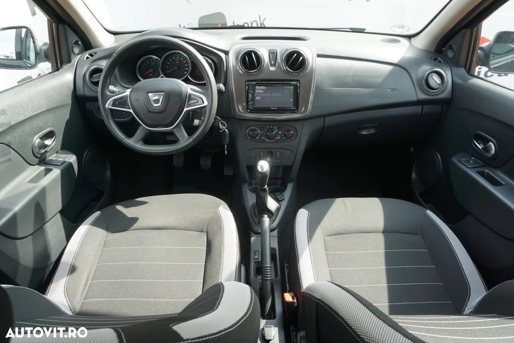 Dacia Sandero 0.9 90CP Stepway - 16