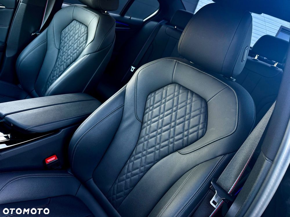 BMW Seria 5 - 34