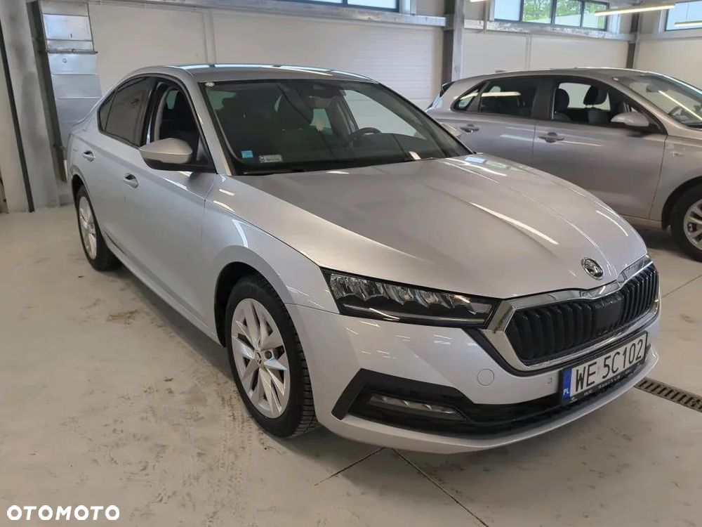Skoda Octavia 1.5 TSI ACT Ambition - 2