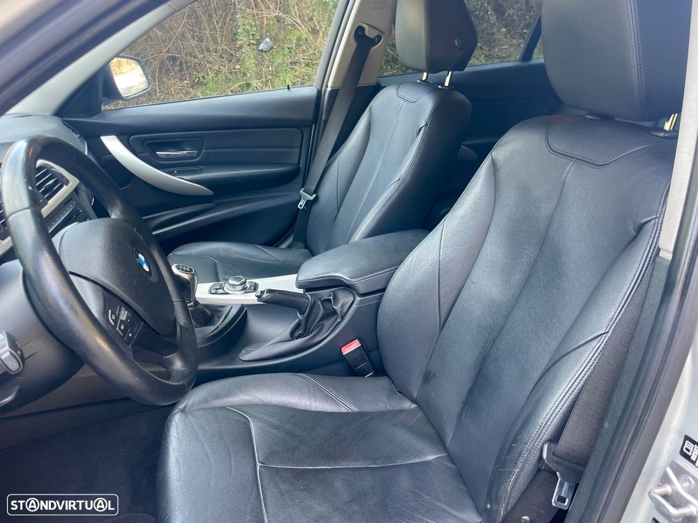 BMW 318 d Navigation Sport - 7