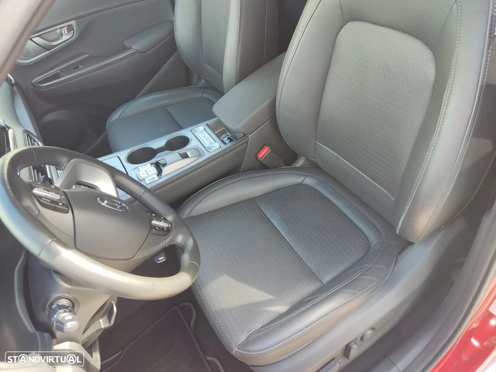 Hyundai Kauai 64 kWh Premium+P.Premium - 27