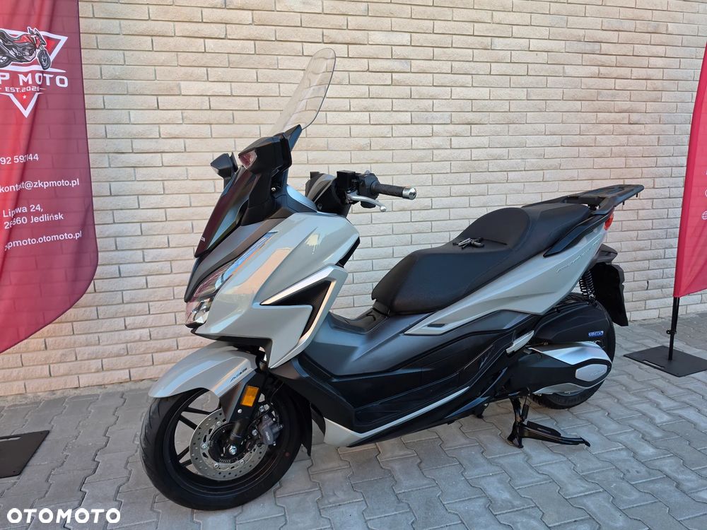 Honda NSS - 12