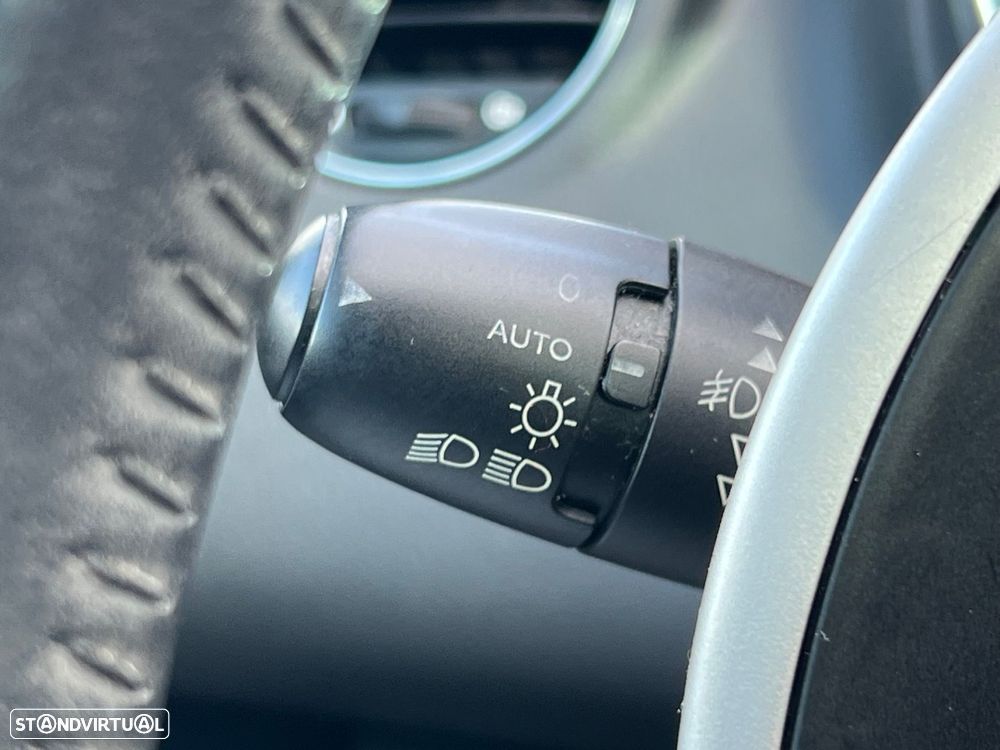 Peugeot 3008 2.0 HDi Hybrid4 Limited Edition - 27