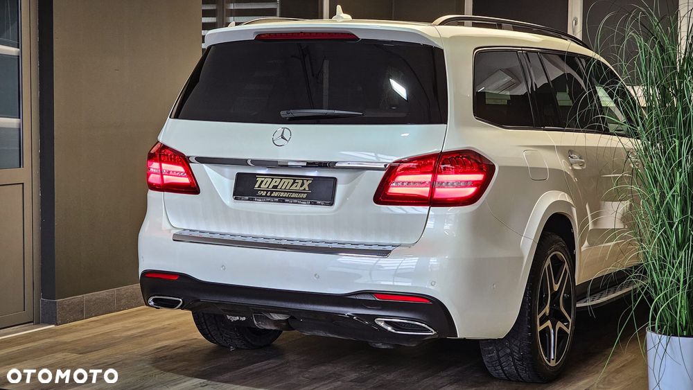 Mercedes-Benz GLS - 25
