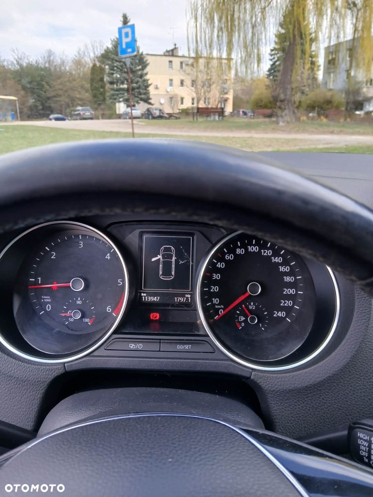 Volkswagen Polo 1.4 TDI Blue Motion Technology Allstar - 9