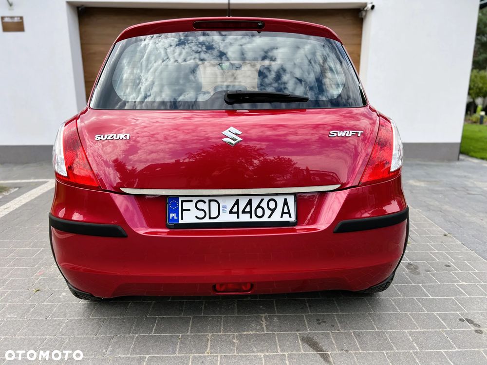 Suzuki Swift - 32