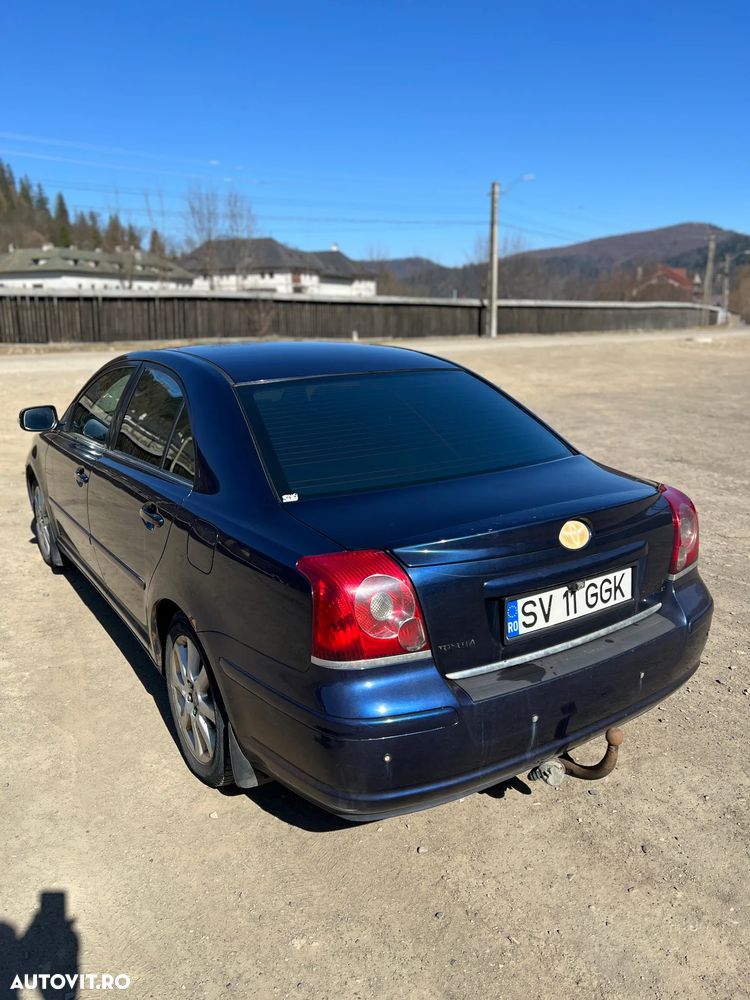 Toyota Avensis 2.0 D-4D Station Luna - 8