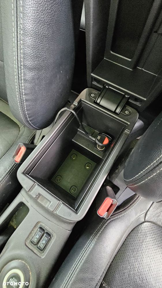 Mitsubishi Outlander Instyle NAVI - 10