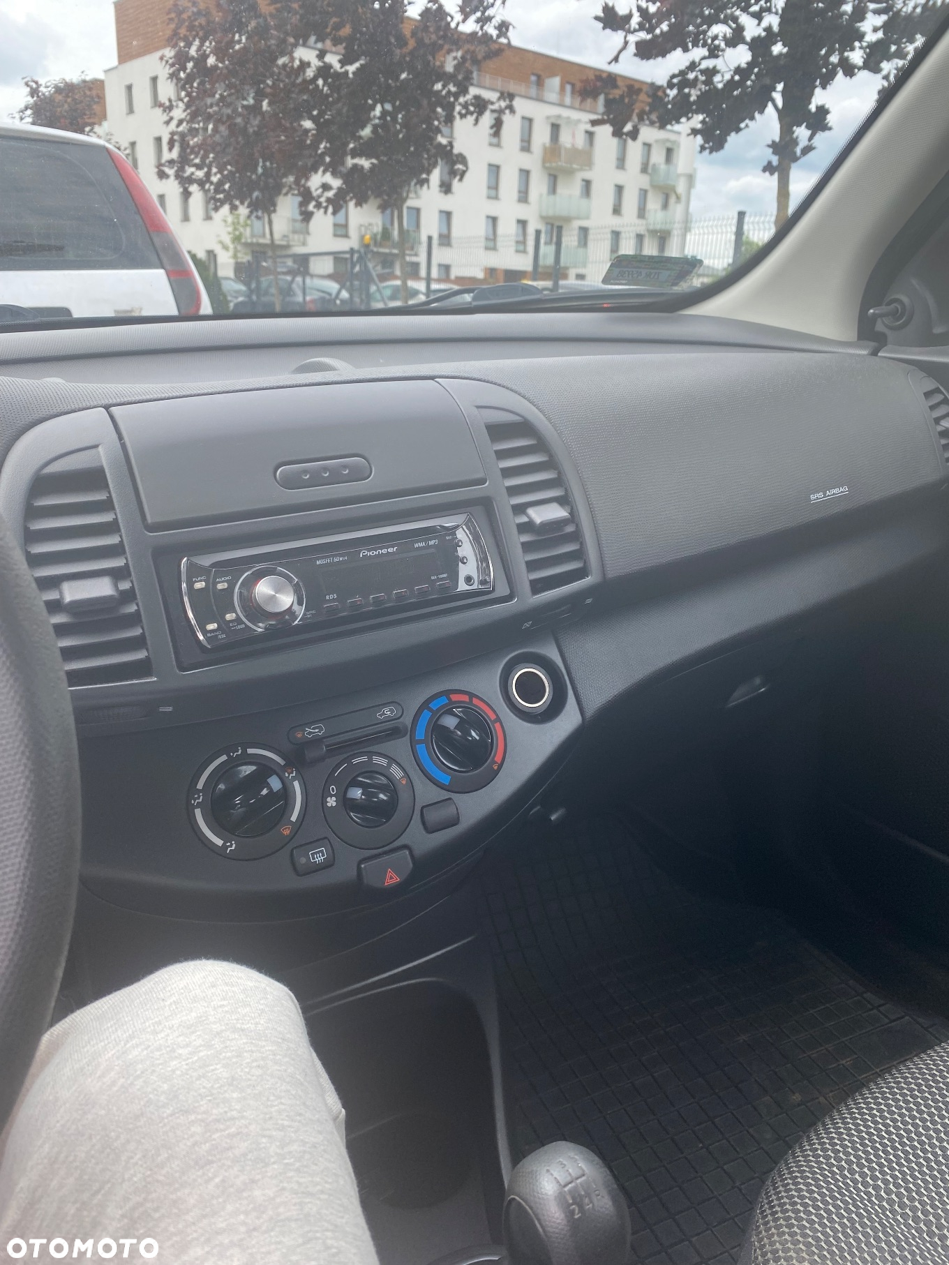Nissan Micra - 6