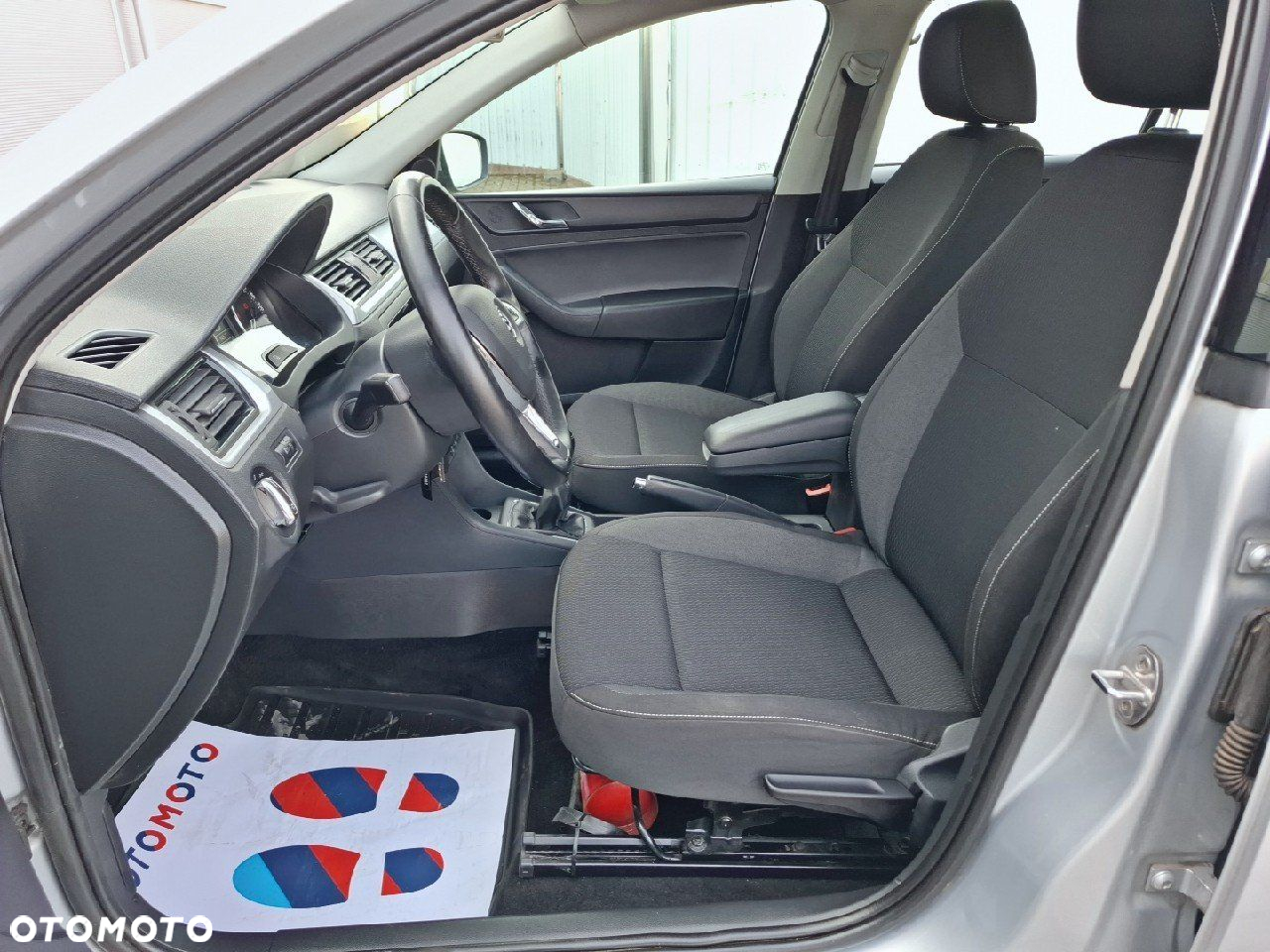 Skoda RAPID - 11