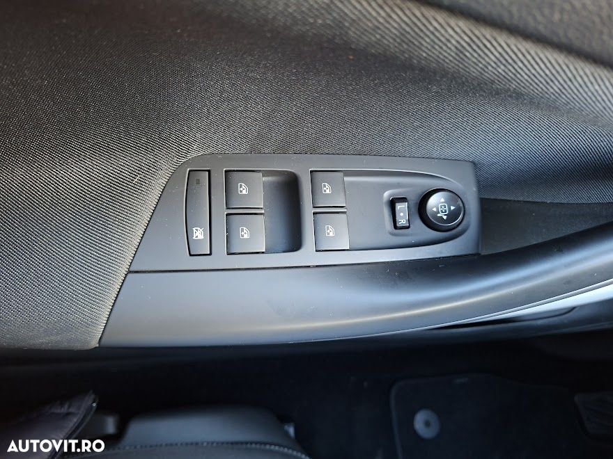 Opel Astra 1.5 D Start/Stop 2020 - 13