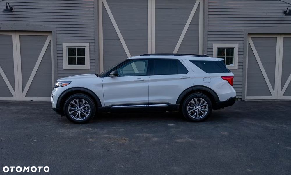 Ford Explorer EcoBoost Plug-in Hybrid PLATINUM - 2