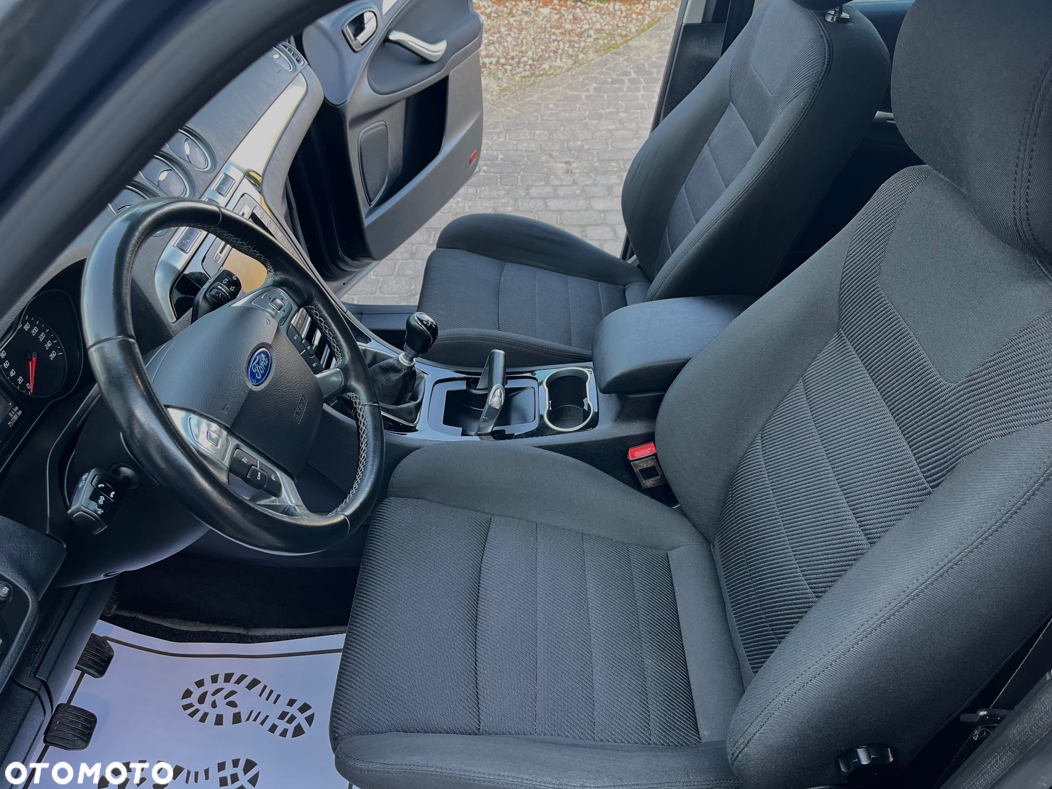 Ford S-Max 2.0 TDCi DPF Ambiente - 15