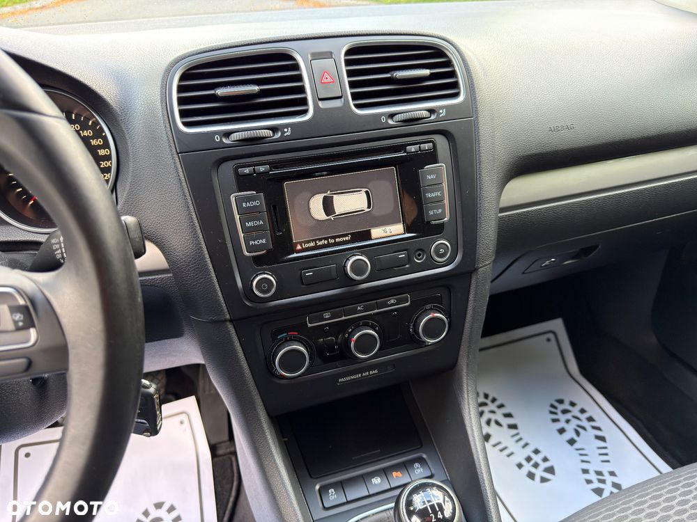 Volkswagen Golf - 30