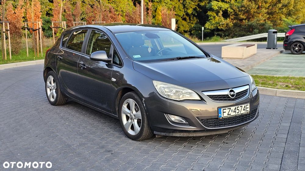 Opel Astra - 2