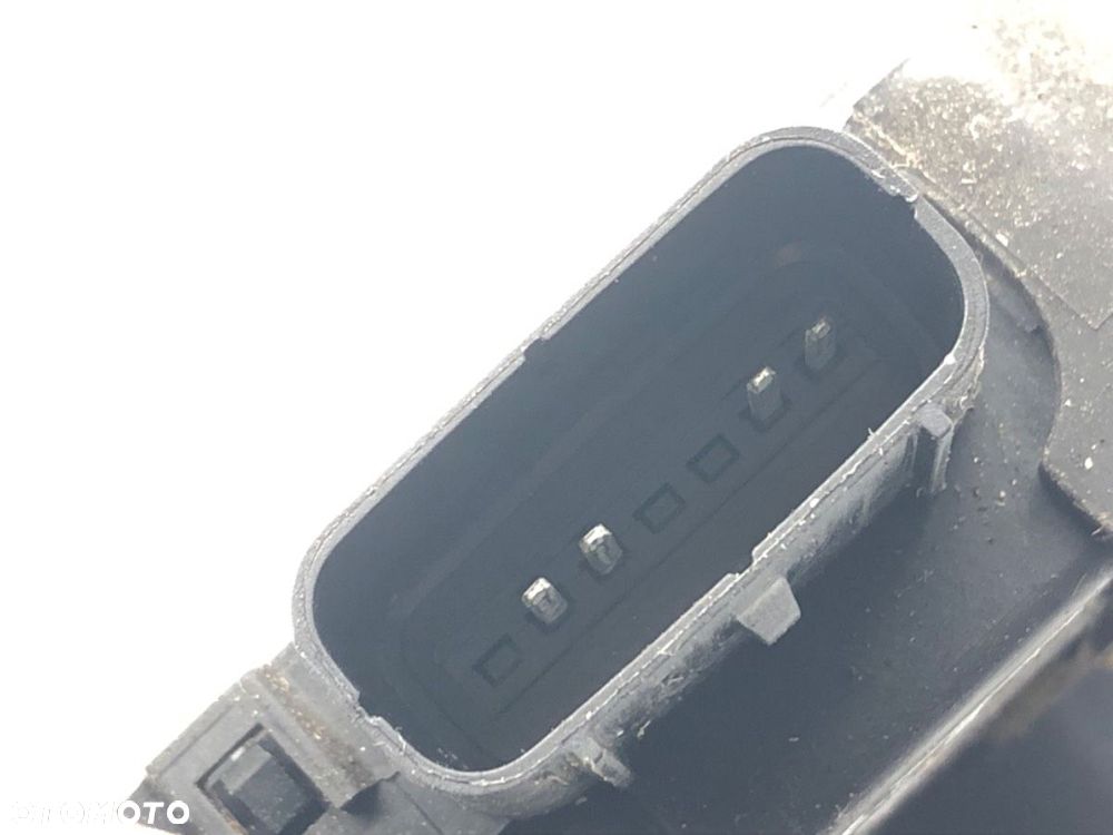 ZAMEK DRZWI LEWY TYŁ  KIA VENGA (YN) 2010 - 2022 1.4 CVVT 66 kW [90 KM] benzyna 2010 - 2022 - 3