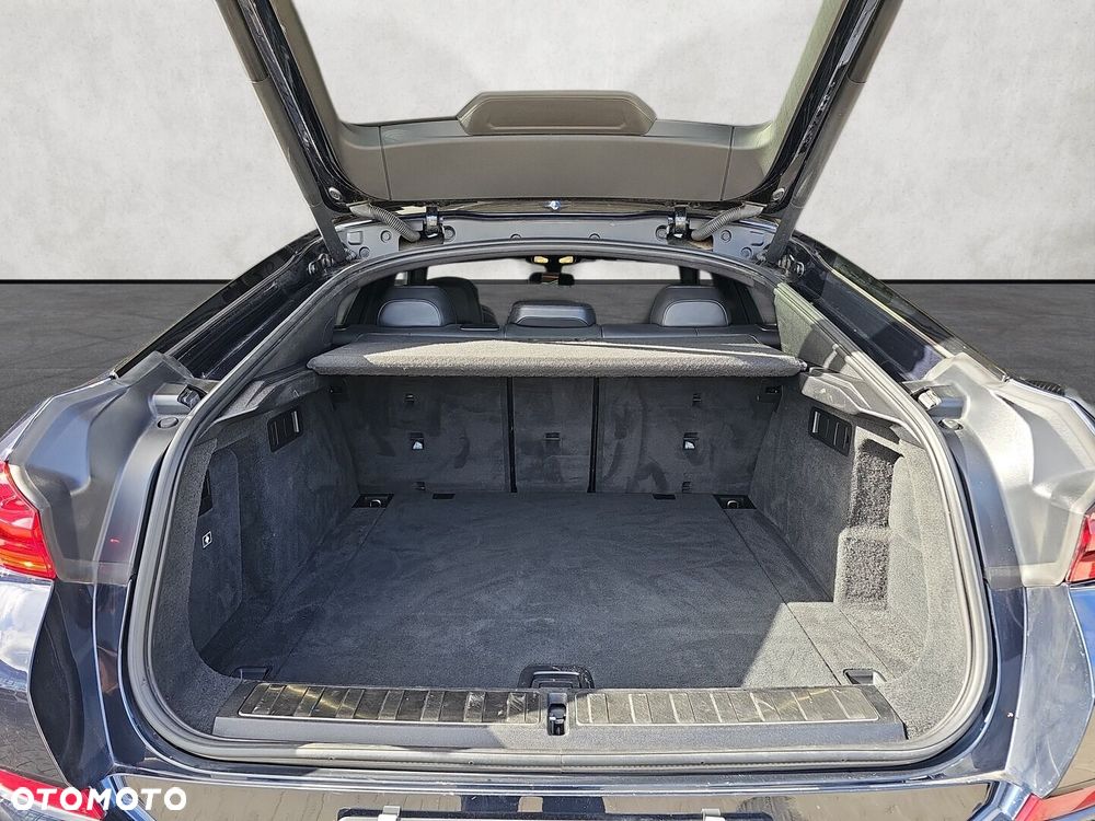 BMW X6 xDrive40i - 33