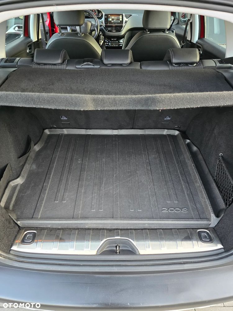 Peugeot 2008 PureTech 110 GPF Stop&Start EAT6 Active - 12