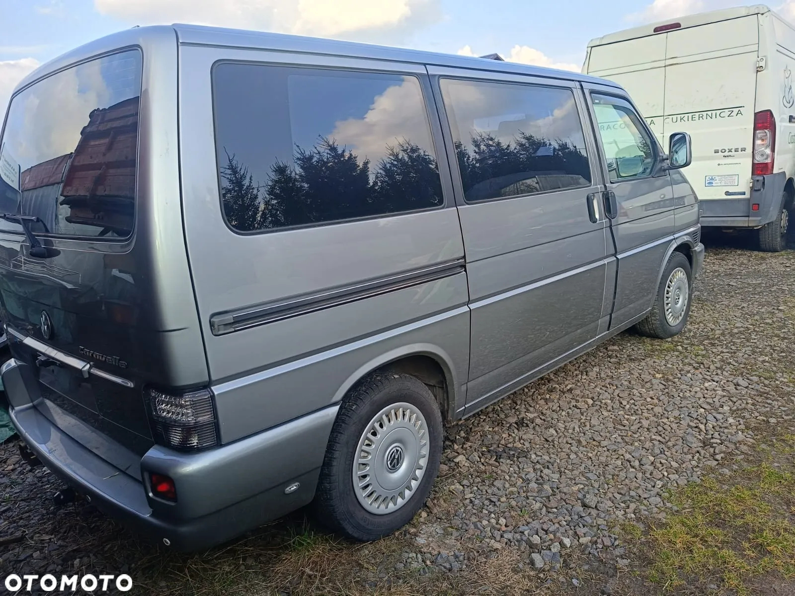 Volkswagen Caravelle - 5
