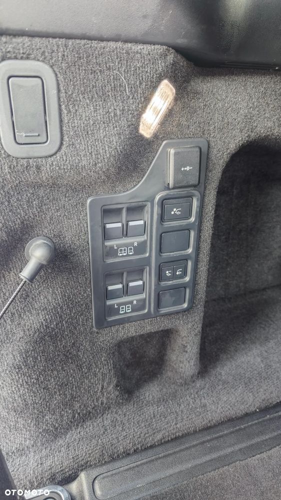 Land Rover Discovery - 23