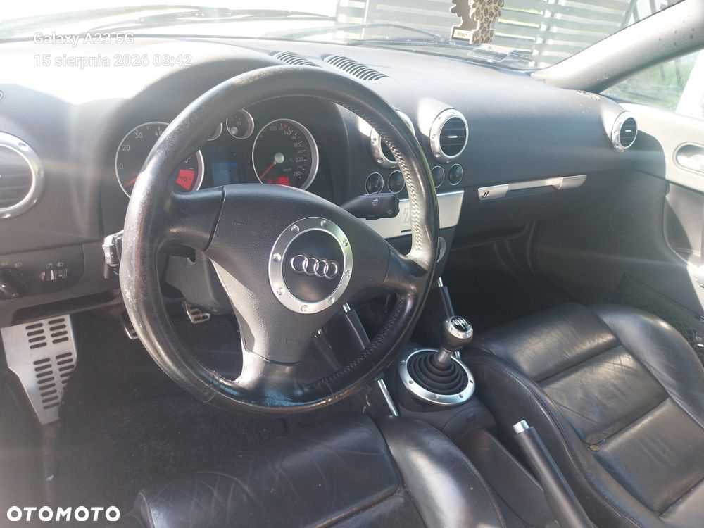 Audi TT Coupé 1.8T Quattro - 6