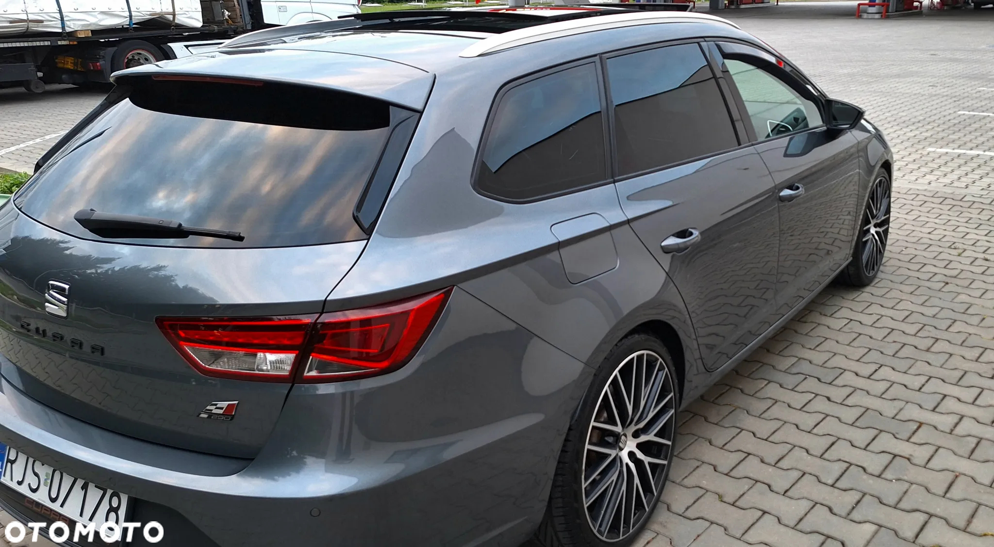Seat Leon ST 2.0 TSI Start&Stop DSG Cupra 290 - 11