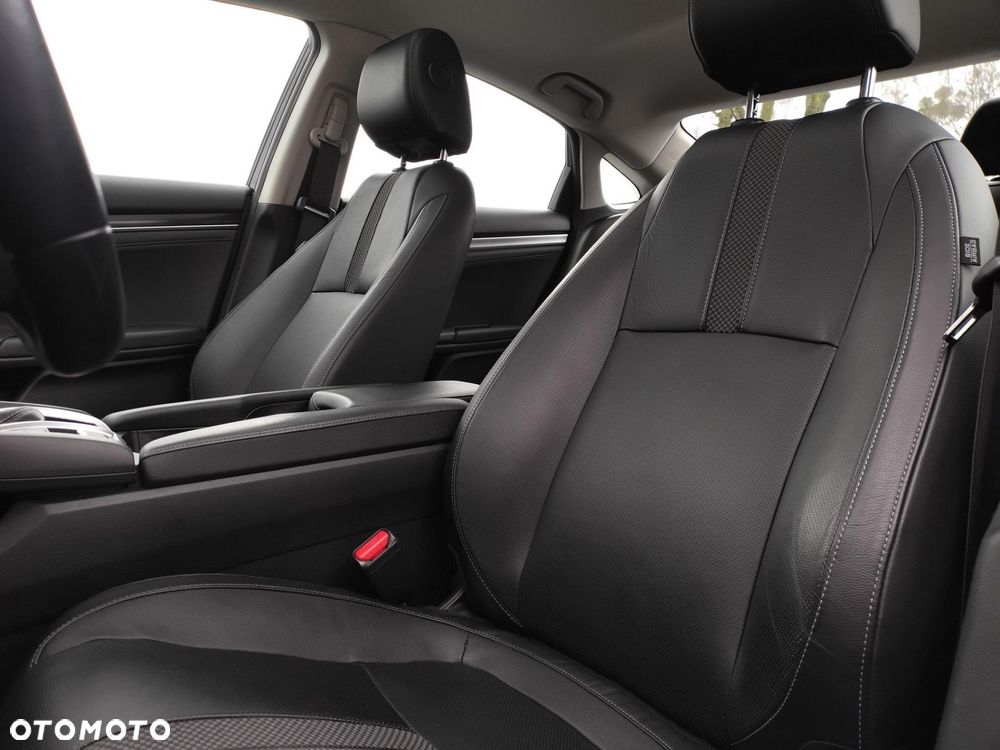 Honda Civic 1.5 T Executive - 25