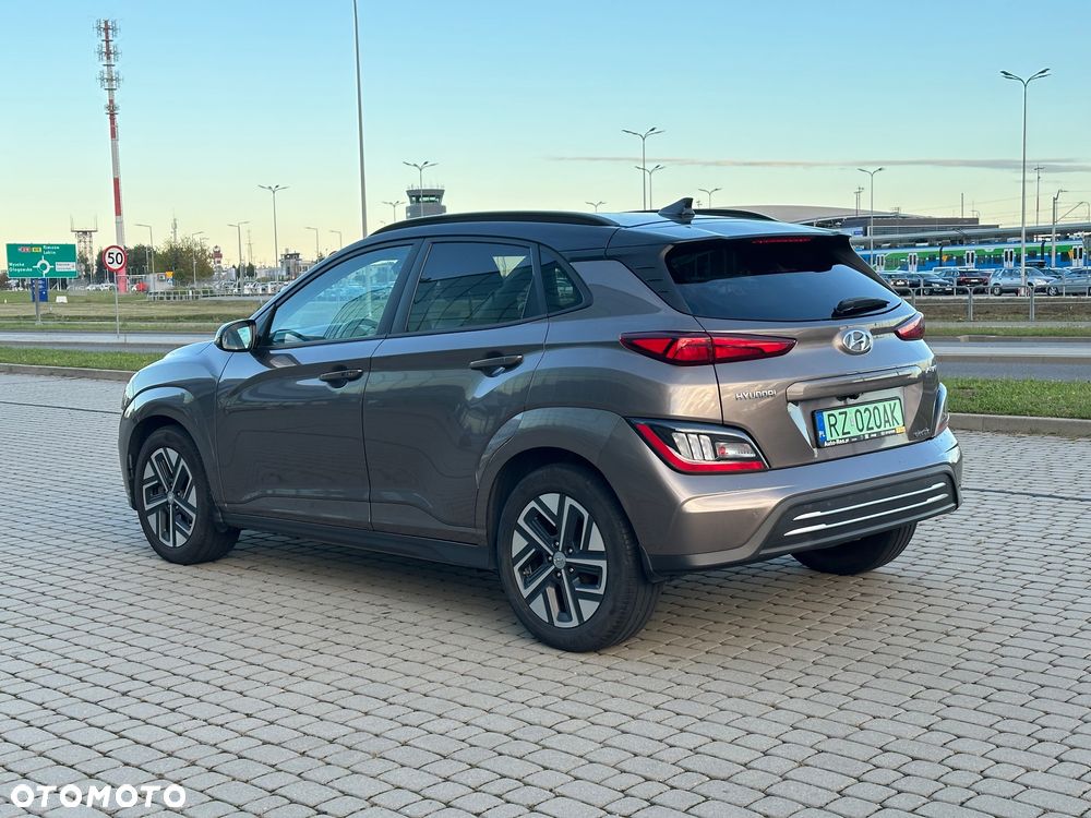 Hyundai Kona Electric 64kWh Platinum - 3