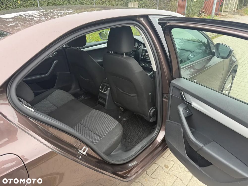 Skoda Octavia 1.6 TDI Ambition - 25