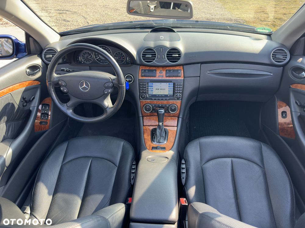 Mercedes-Benz CLK - 10