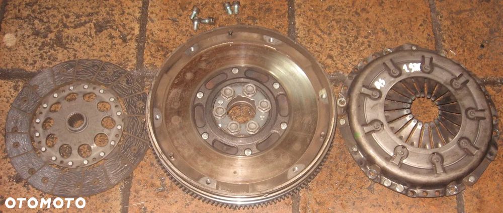 dwumasa sprzęgło 1.9 TDI AUDI A4 B5 B6 PASSAT B5 - 1