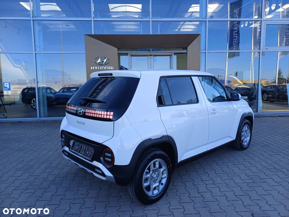 Hyundai Inster - 12