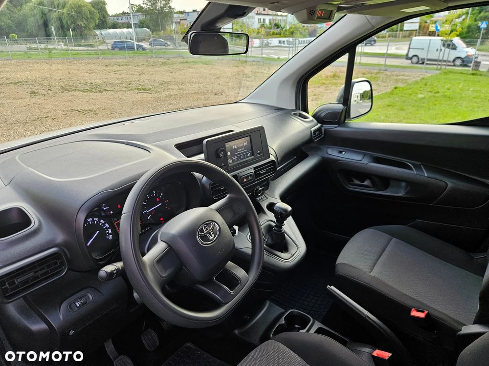 Toyota Proace City Verso Long 1.5 D-4D Business - 21
