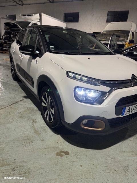 Citroën C3 1.2 PureTech C-Series - 2