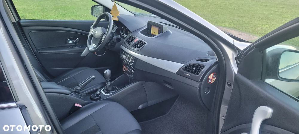 Renault Fluence 2.0 16V 140 Dynamique - 8