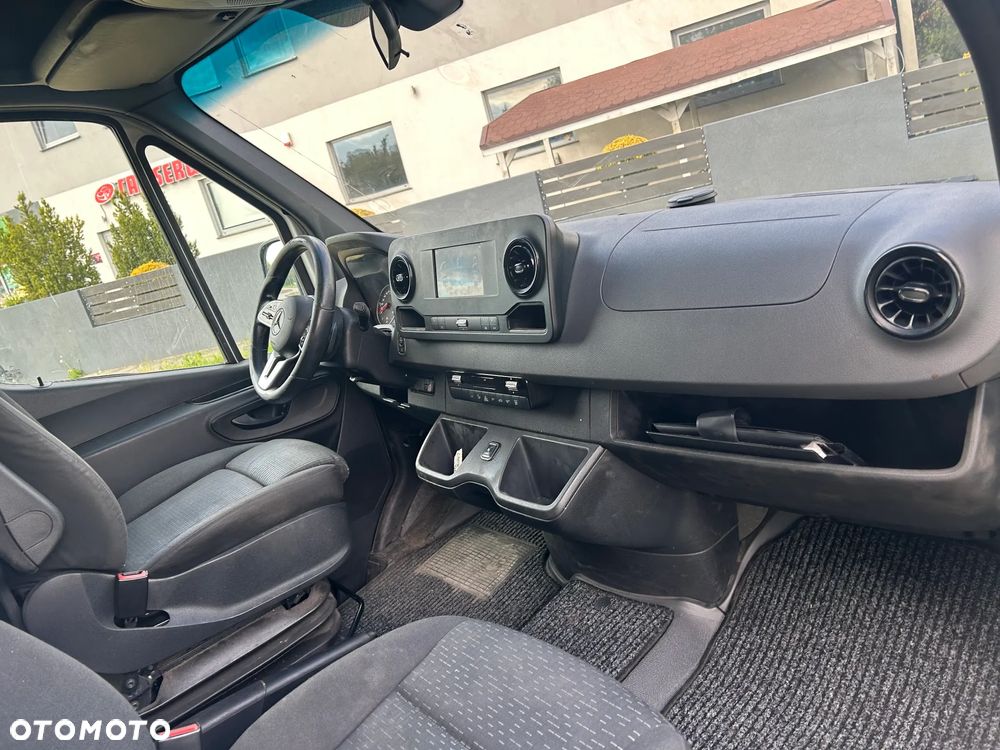 Mercedes-Benz Sprinter BUS 9-osobowy automat - 21