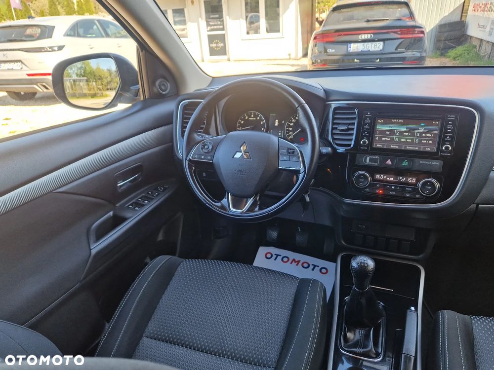 Mitsubishi Outlander 2.0 2WD Diamant - 16